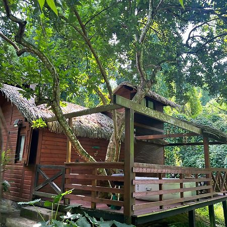 Ti Zaboka Chalet , Spa Privatif Лез-Абим Экстерьер фото